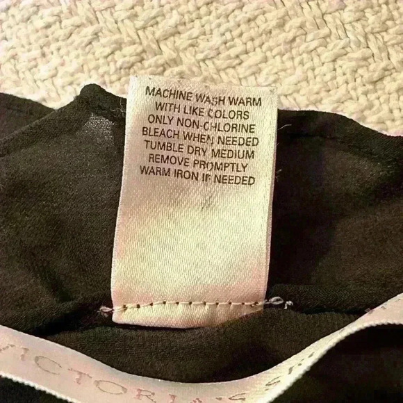 Y2K Victoria’s Secret Sheer Button Down Ruffle Tunic Blouse Black Medium - Picture 8 of 8